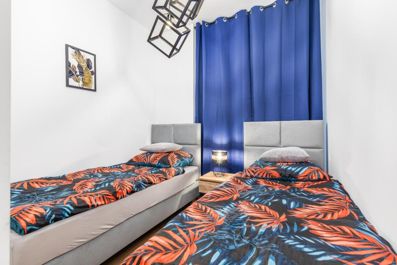 Bm Apartamenty Waly Chrobrego Radogoska Parking Free Stettin Exterior foto