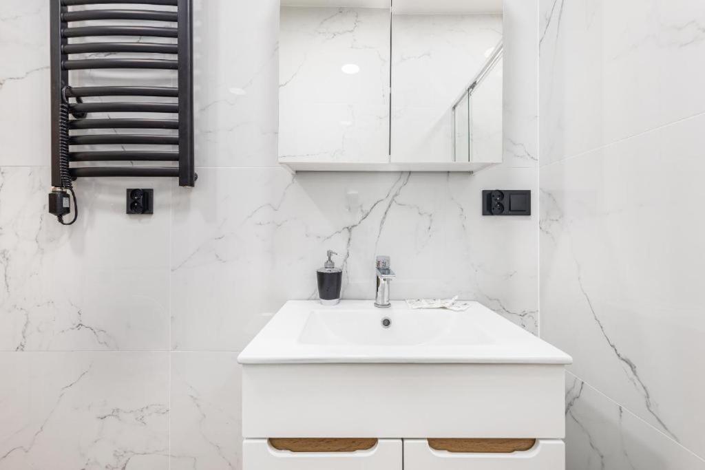 Bm Apartamenty Waly Chrobrego Radogoska Parking Free Stettin Exterior foto