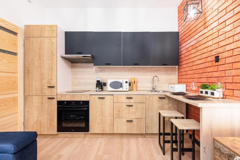 Bm Apartamenty Waly Chrobrego Radogoska Parking Free Stettin Exterior foto